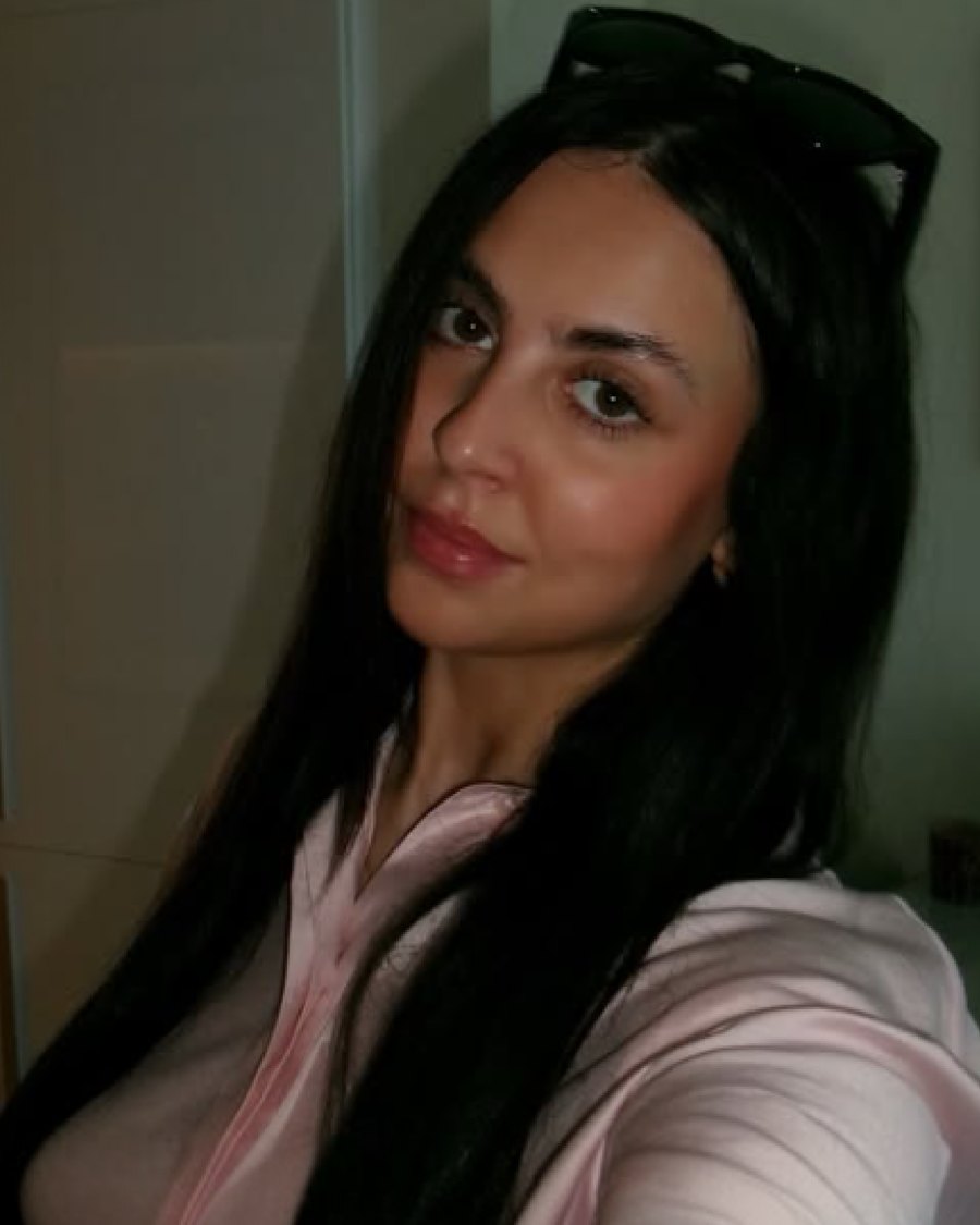 Portrait of Diana Smau